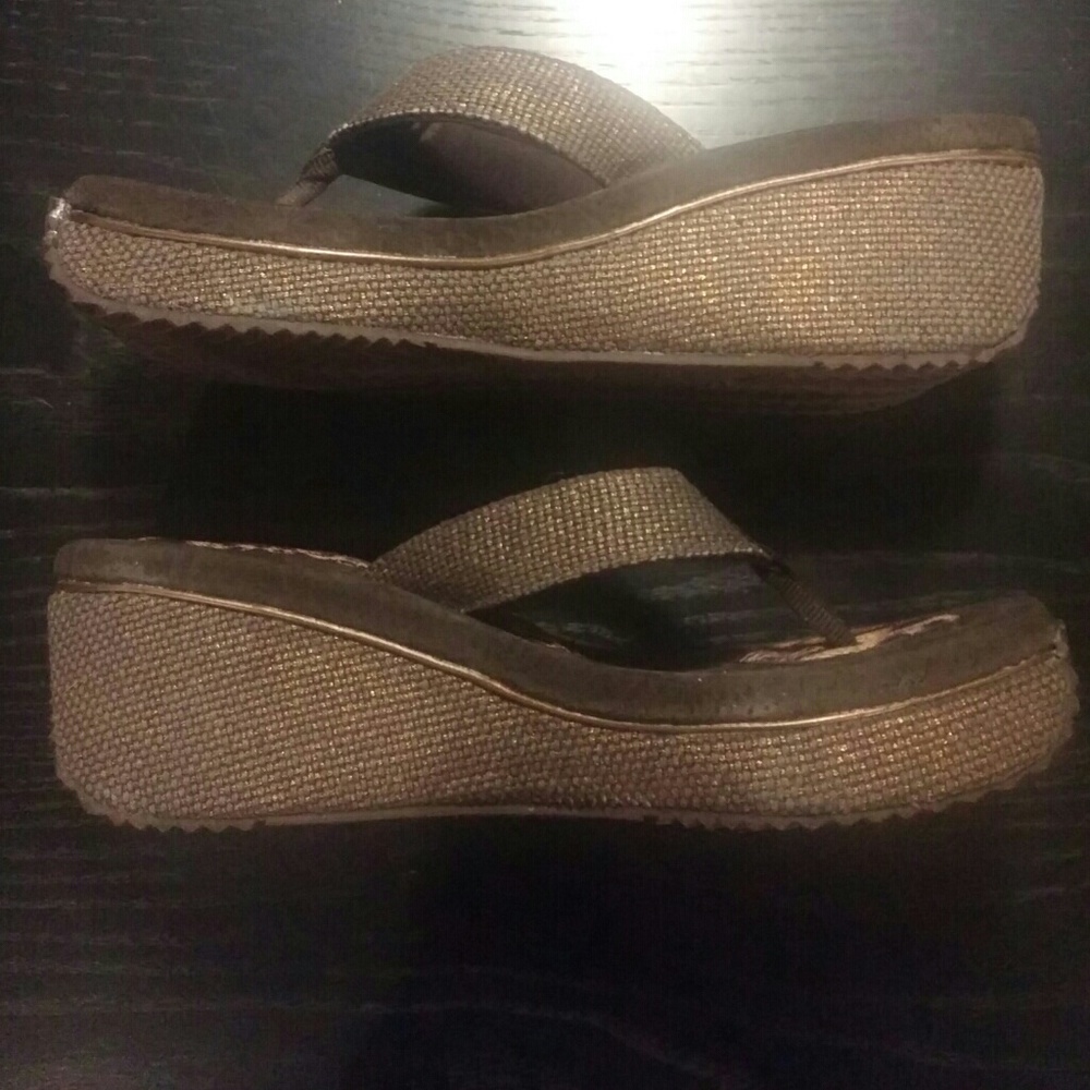 👠NEW👠Volatile Wedges "March" - Picture 3 of 4